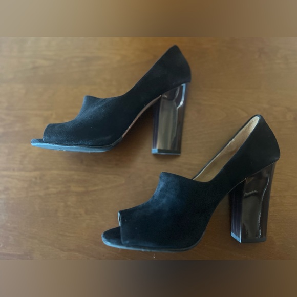 Coach Suede with tortoise heel 8.5 - Picture 3 of 6